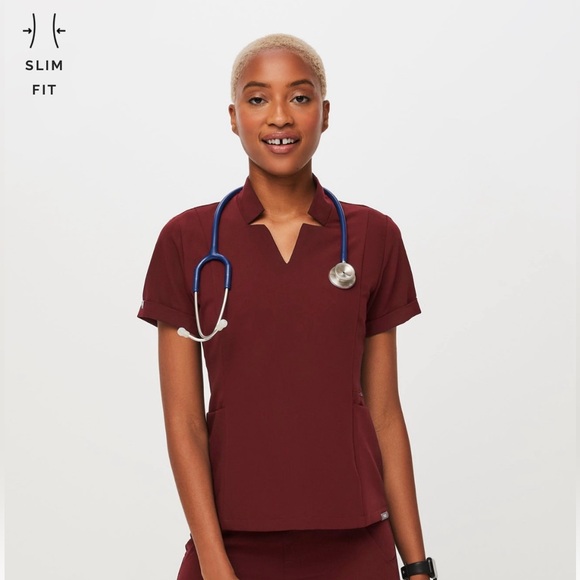 FIGS Inala Slim Scrub Top size S in Burgundy - Picture 1 of 3